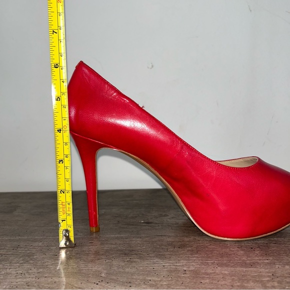 Ladies Nine West Red Patent Leather Stilettos - Picture 10 of 11